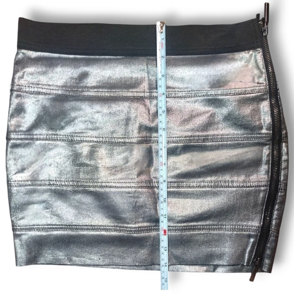Armani Exchange Silver Mini Skirt |Size 0 | Full Side Zip | EUC - Picture 9 of 10